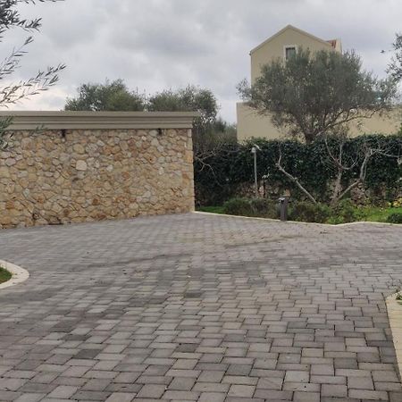 Villa LAOURA Svoronata Esterno foto